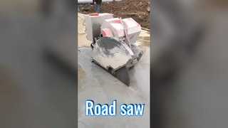 Crawler static cut Dual purpose cutting saw for road grooving and beam dismantling