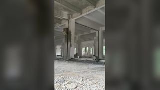Rail-mounted wire saw machine