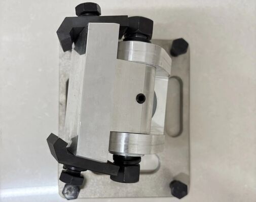 Universal Track Mount Precision Leveling Adjustable Wall Saw Rail Support Foot