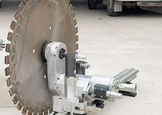 Heavy-Duty Hydraulic Wall Saw for Thick and Heavily Reinforced Concrete